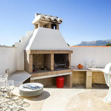 La Pergola Villa *